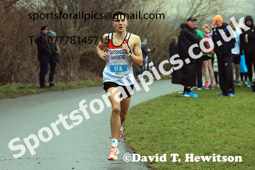 Senior Men and Over-35s to 49s Mens 2025 NECAA Royal Signals Road Relays Champs.,  Hetton Lyons Country Park, Hetton le Hole, County Durham. Photo: David T. Hewitson/Sports for All Pics